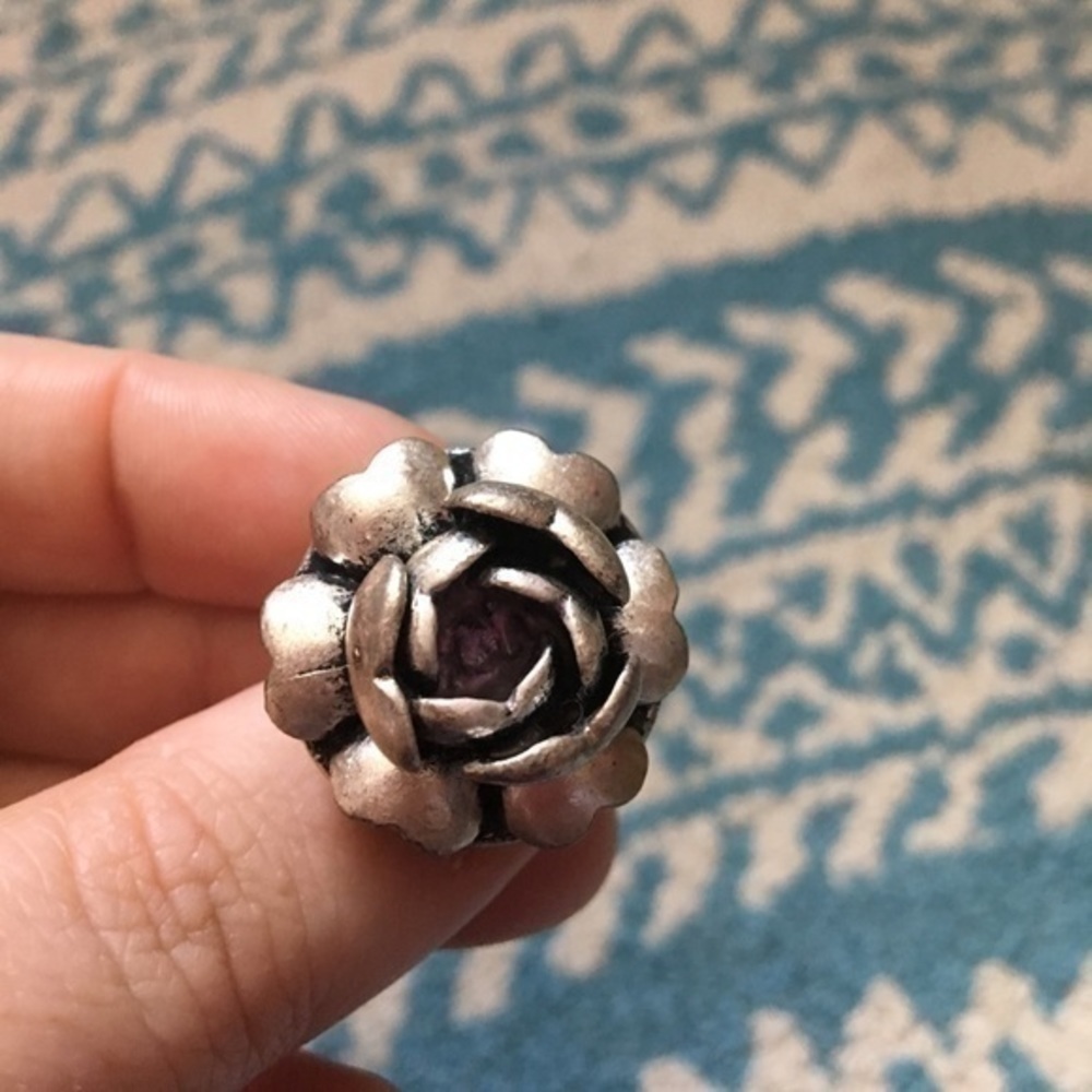 Flower ring - Picture 4 of 4